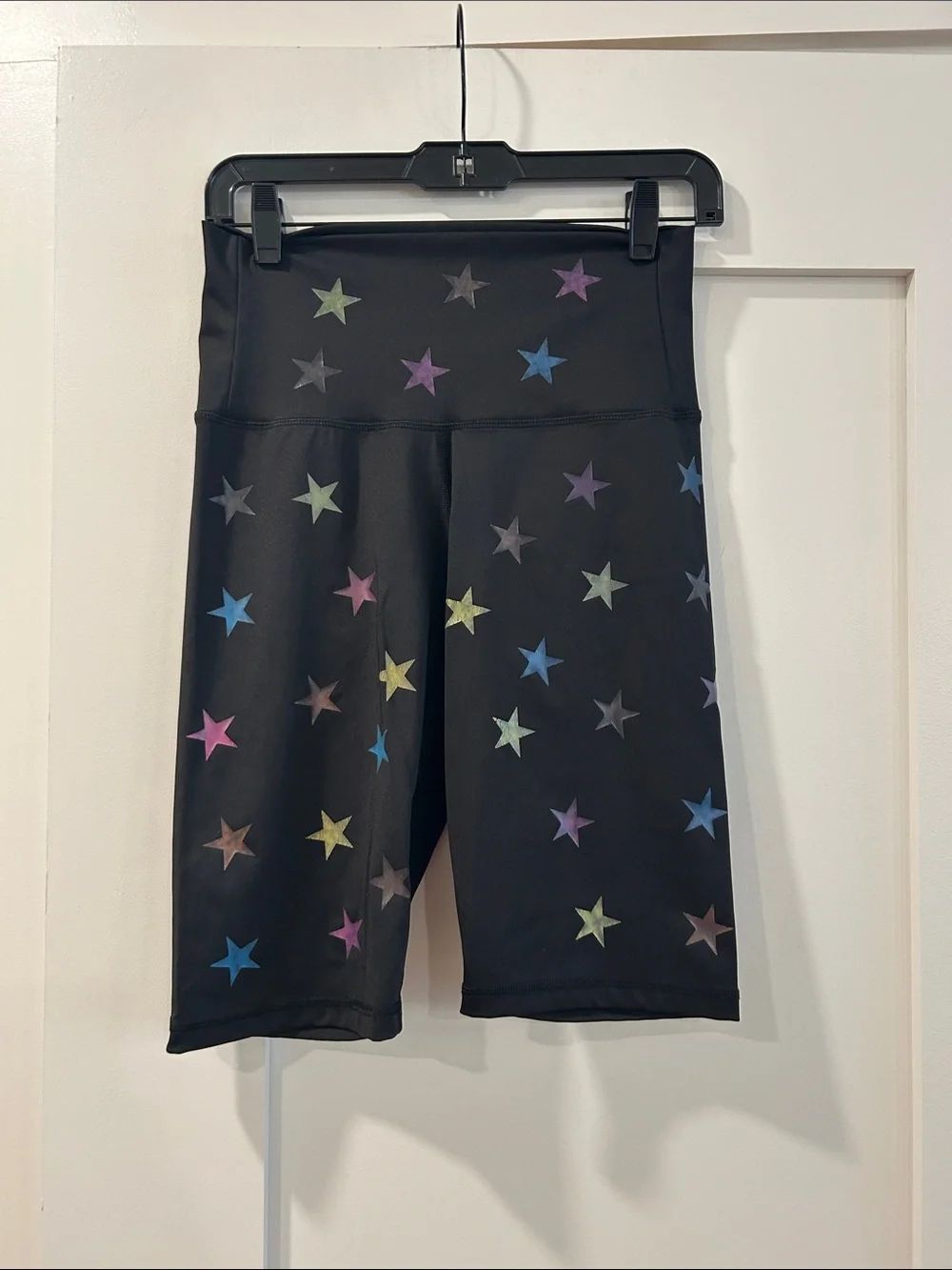 CHRLDR Black Star-Print High-Waist Bike Shorts, Large